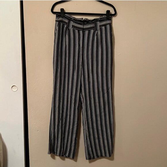 Express Wide Leg Pants - Picture 1 of 6